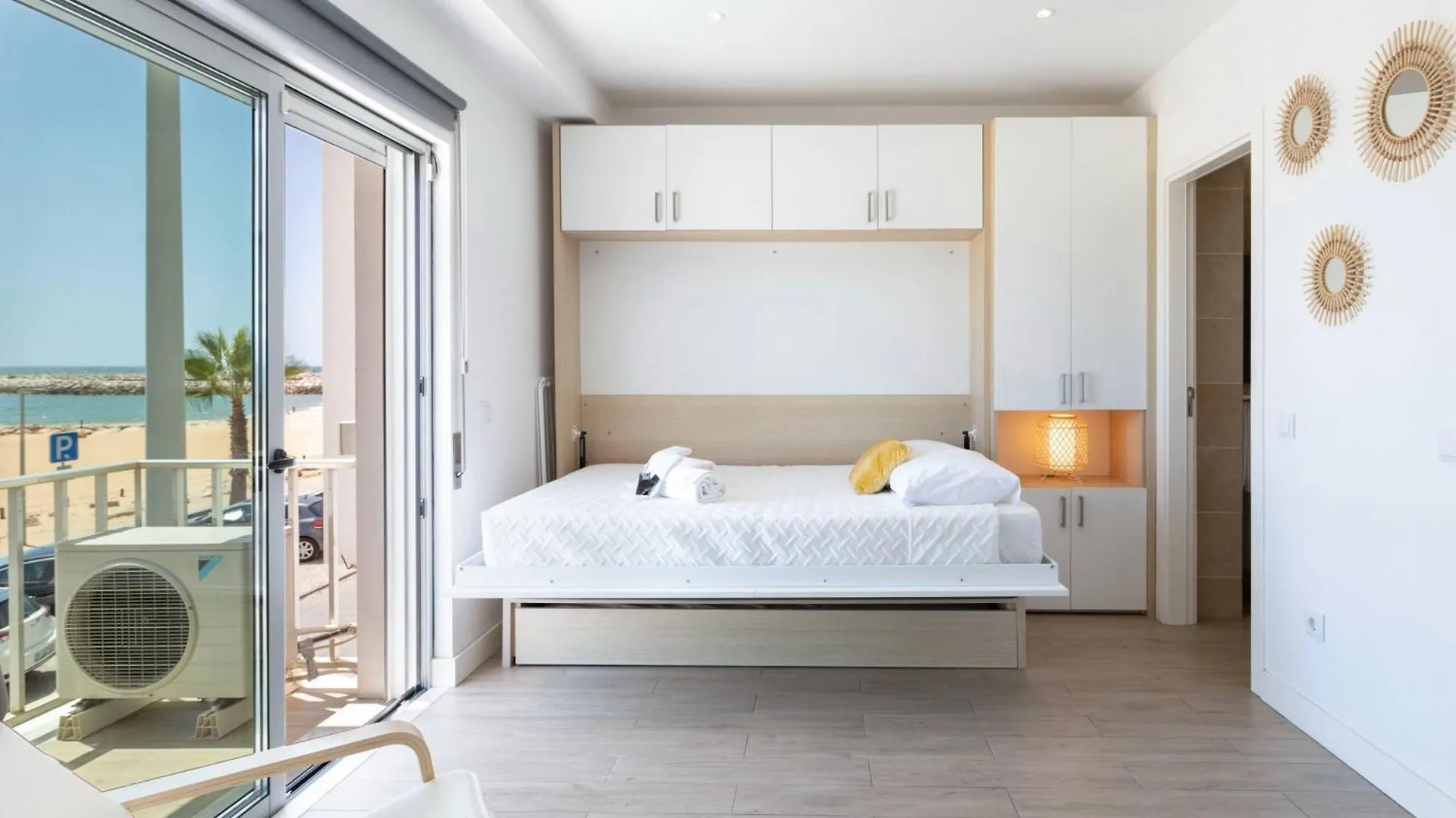 Apartment Centralgarve - Stunning Beach Front Studio - Astro Quarteira Portugal